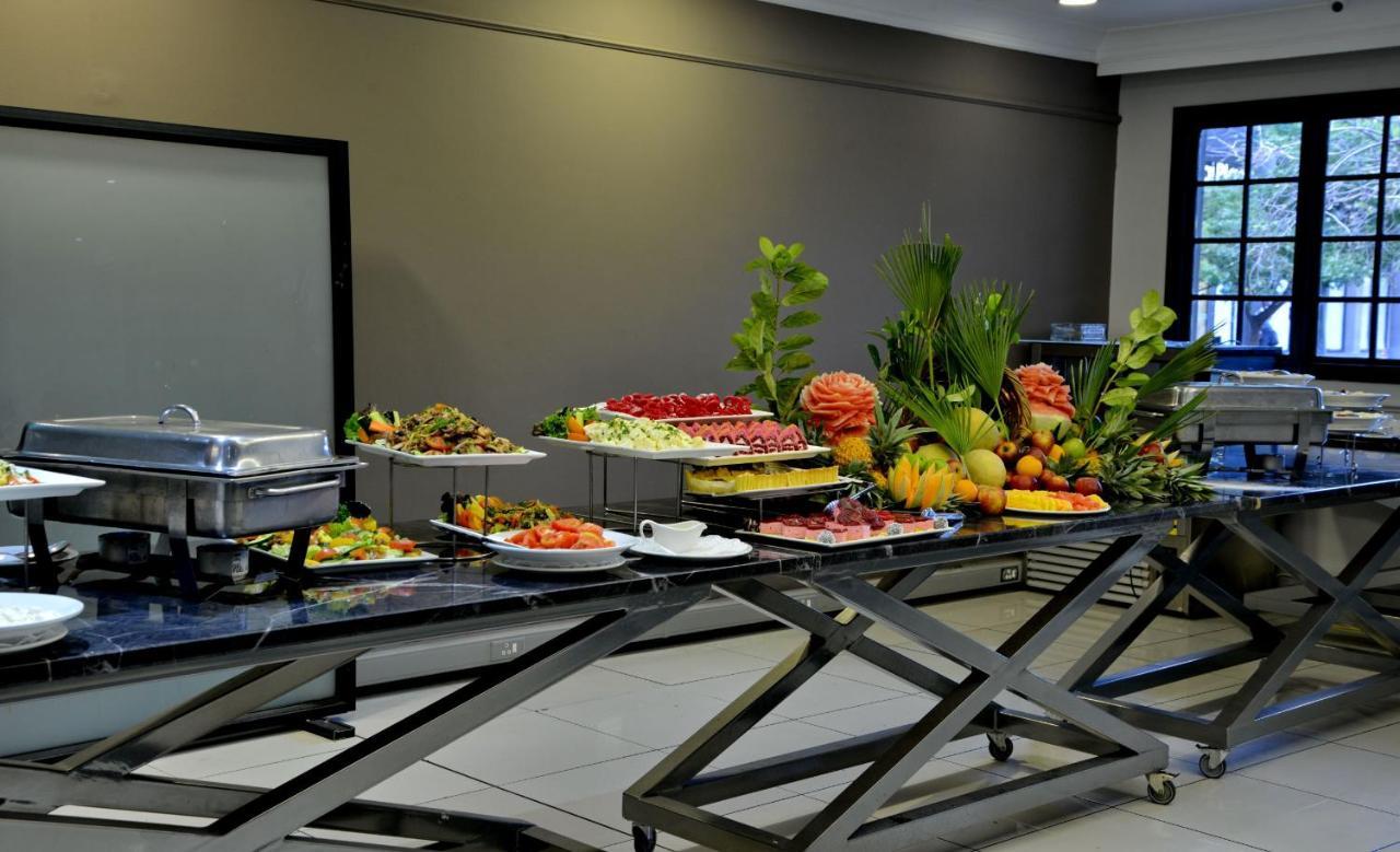 The Capetonian - Halal Hotel Cape Town Bagian luar foto