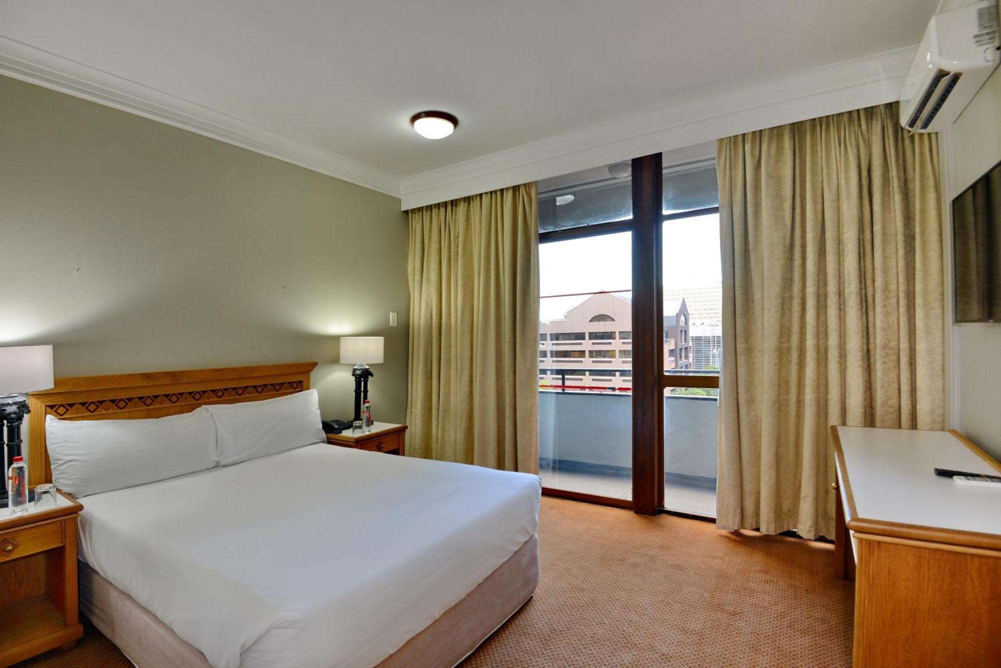 The Capetonian - Halal Hotel Cape Town Bagian luar foto