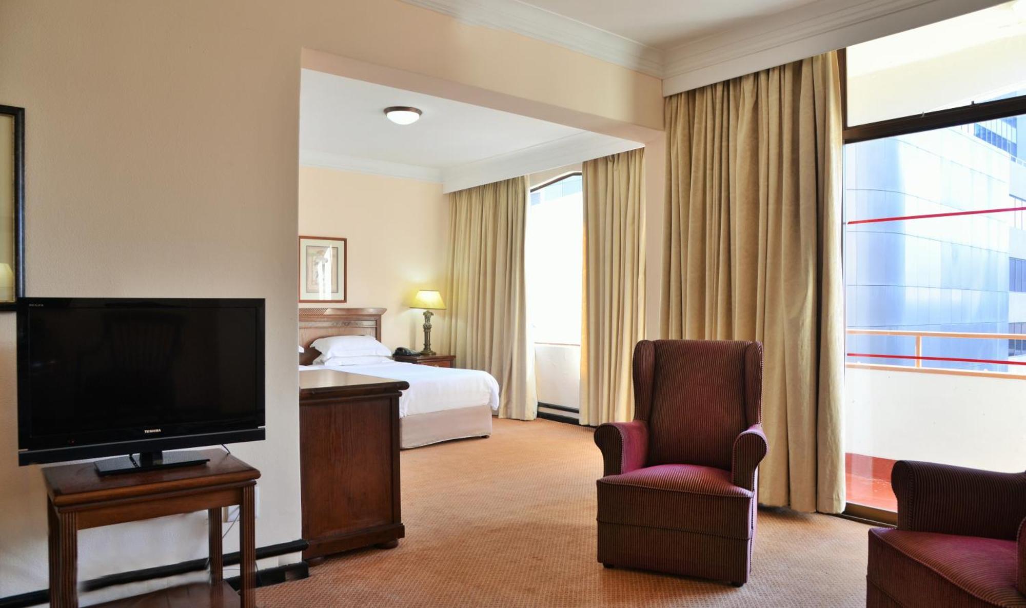 The Capetonian - Halal Hotel Cape Town Bagian luar foto